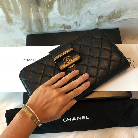 SOLD Chanel Large Quilted Beauty Lock Flap Clutch - Picture 6 of 8